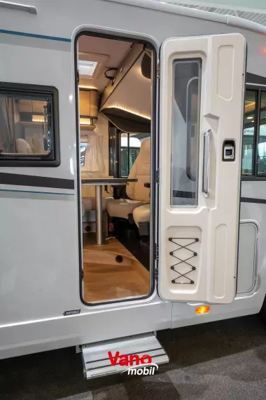 Famili Compact CJ660 Fiat 140 AT8V - Mood picture 4